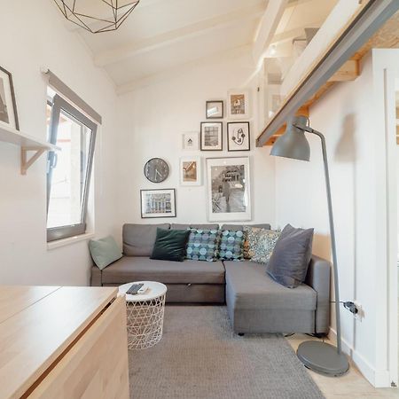 Mezzanine Stylish Apartments By Vacationy Порто Екстериор снимка