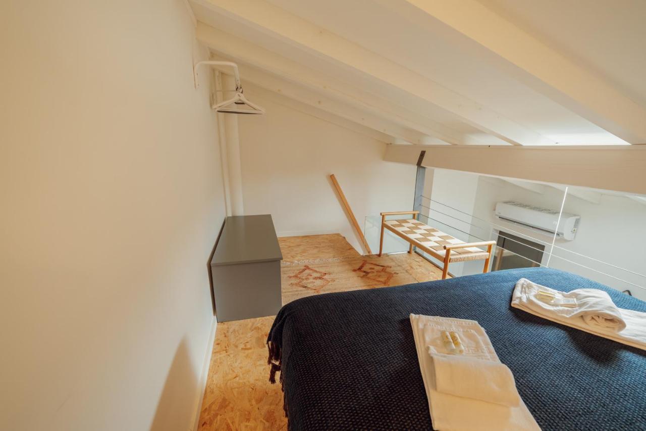 Mezzanine Stylish Apartments By Vacationy Порто Екстериор снимка
