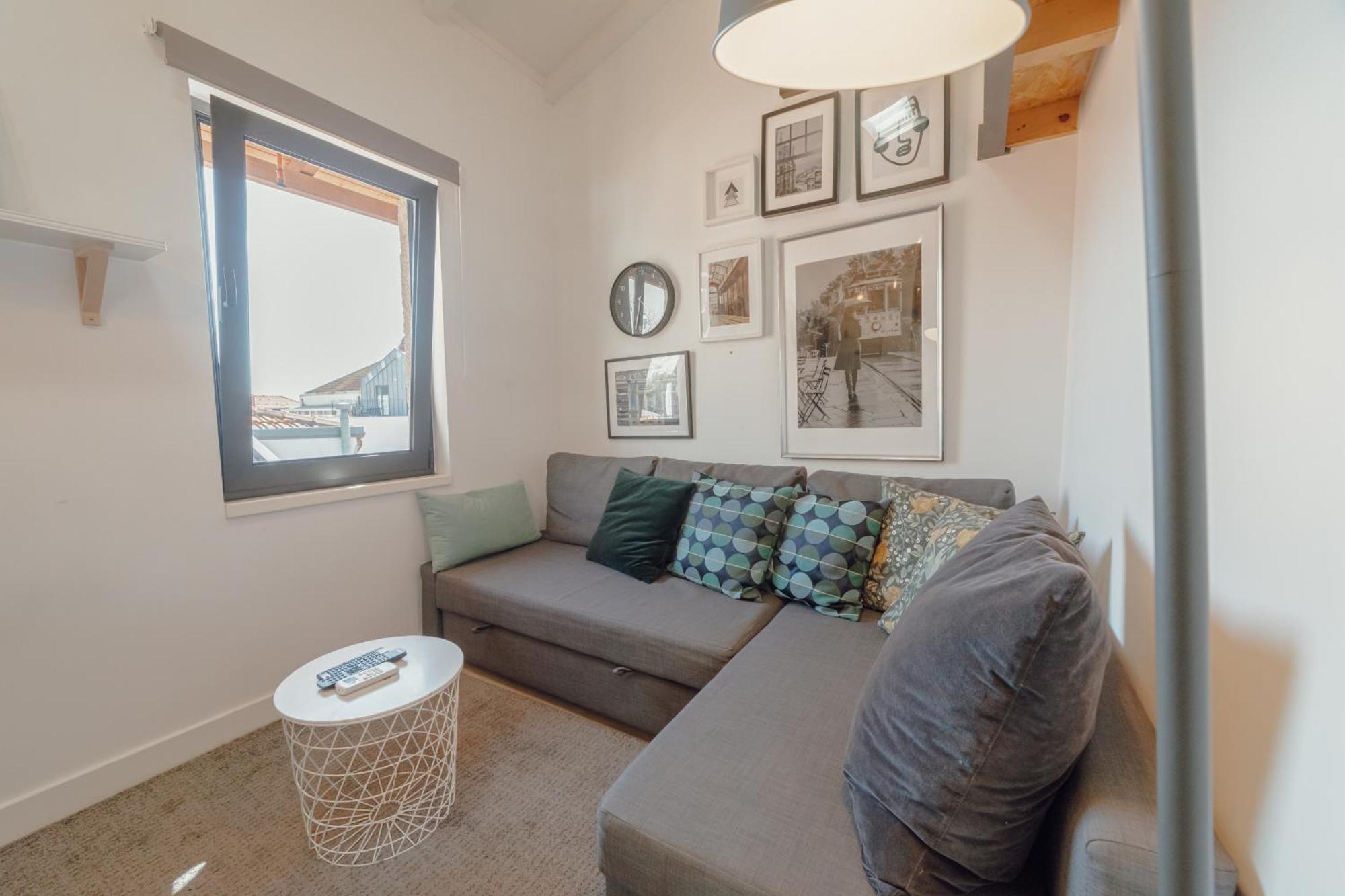 Mezzanine Stylish Apartments By Vacationy Порто Екстериор снимка